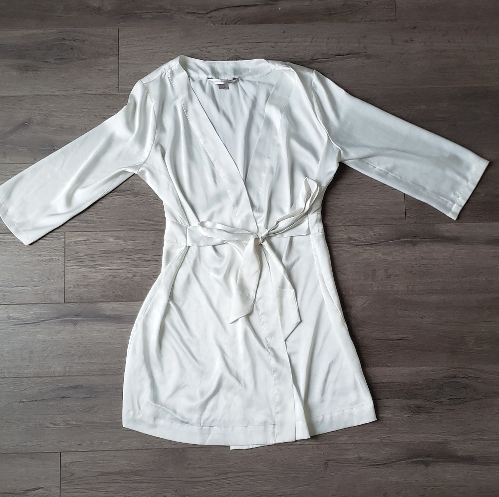 Victoria's Secret White Silky Robe